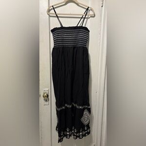 Sunday Black and White Smocked Top